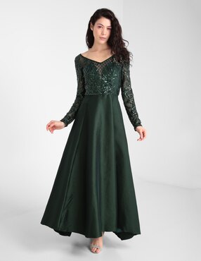 Vestido maxi de fiesta Rue de la Paix con lentejuelas corte línea A en  Liverpool